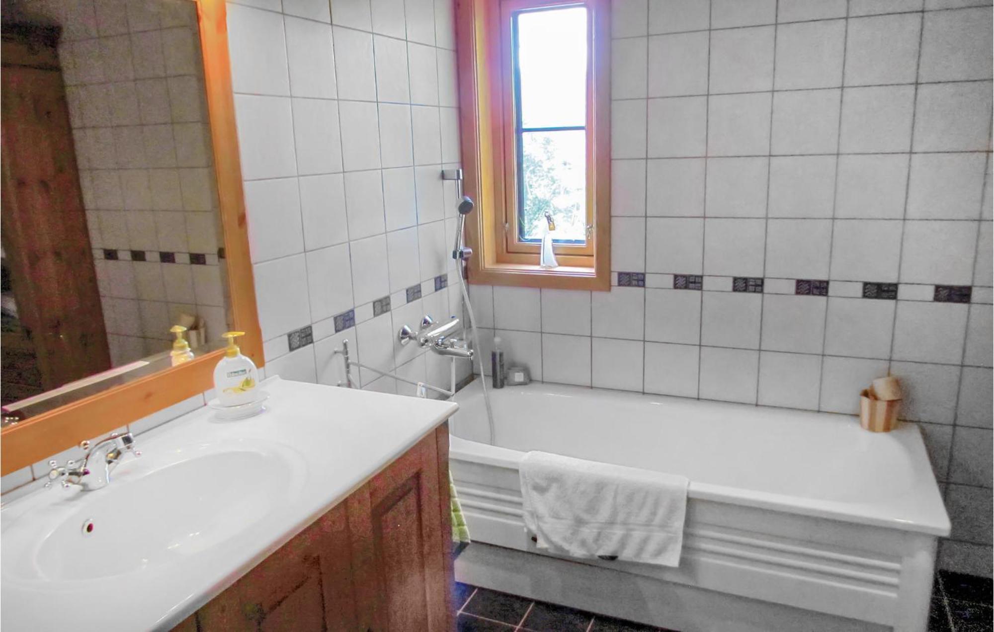 3 Bedroom Beautiful Home In Vikesa Hovland  Exteriör bild